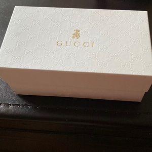 Authentic Gucci jelly sandals/shoes size 33 (US size2)
